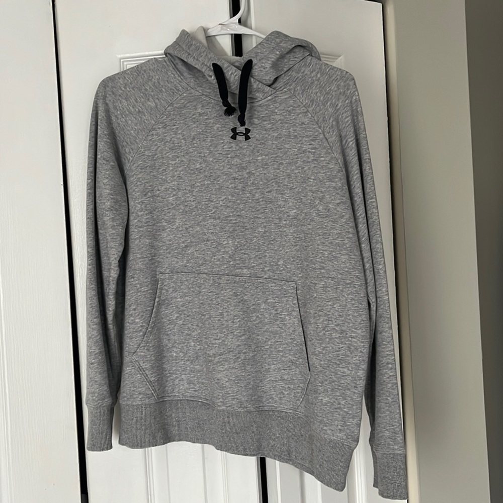 Men’s/juniors small Under Armour sweatshirt/hoodie